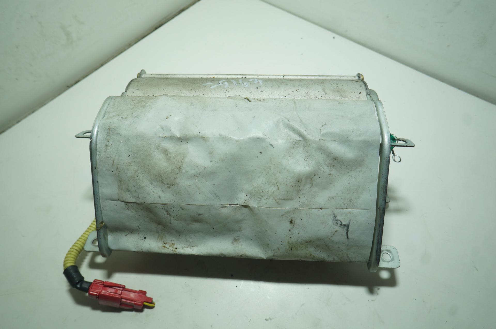 Подушка безопасности (Airbag)