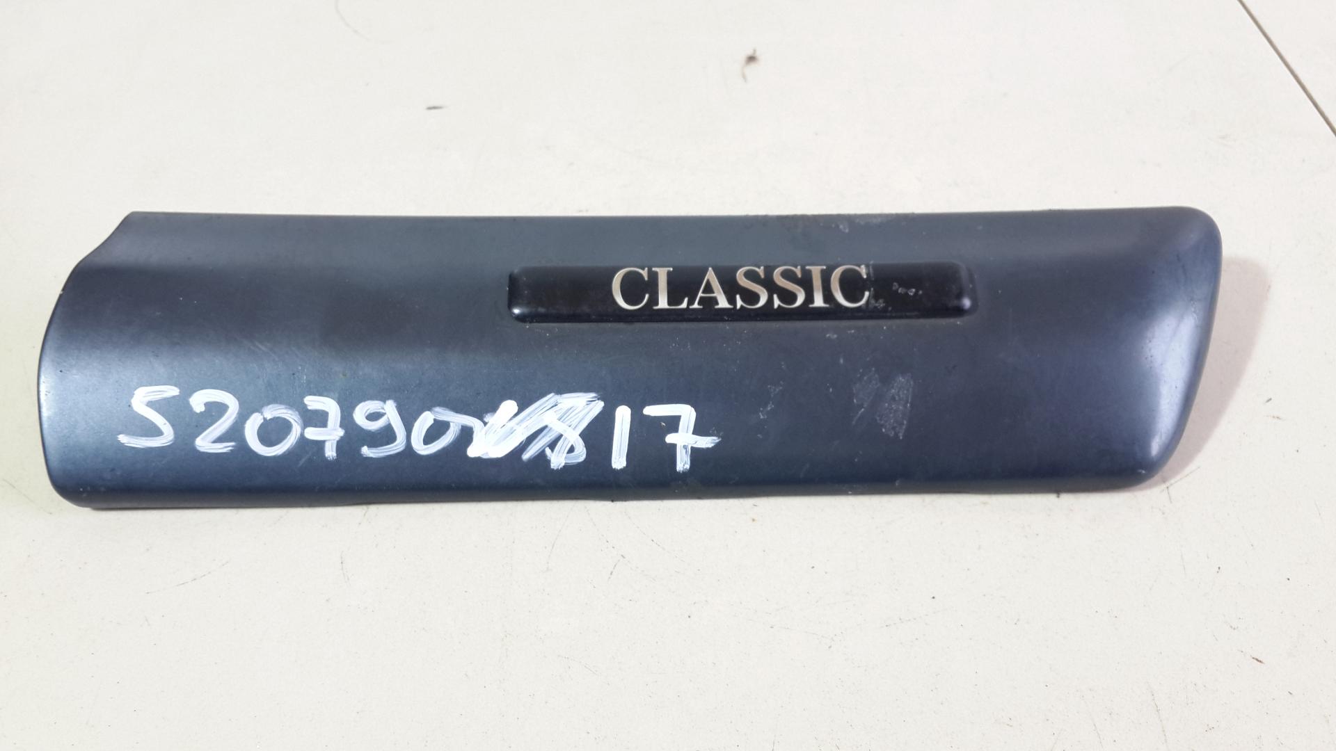 Молдинг крыла переднего правого