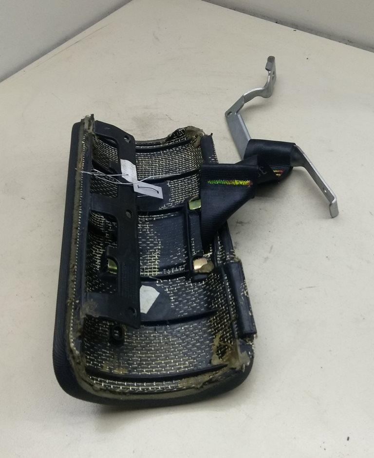 Подушка безопасности (Airbag) пассажира