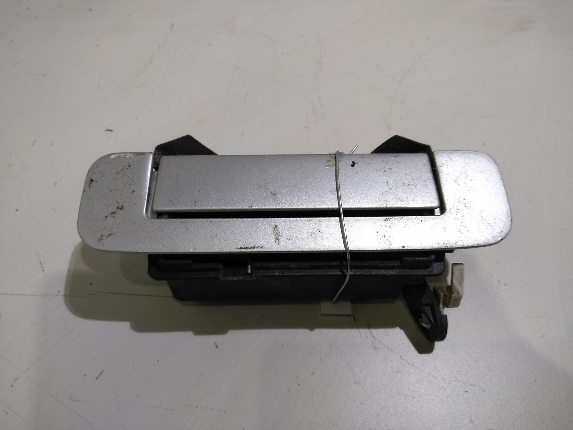 Ручка двери наружная задняя правая