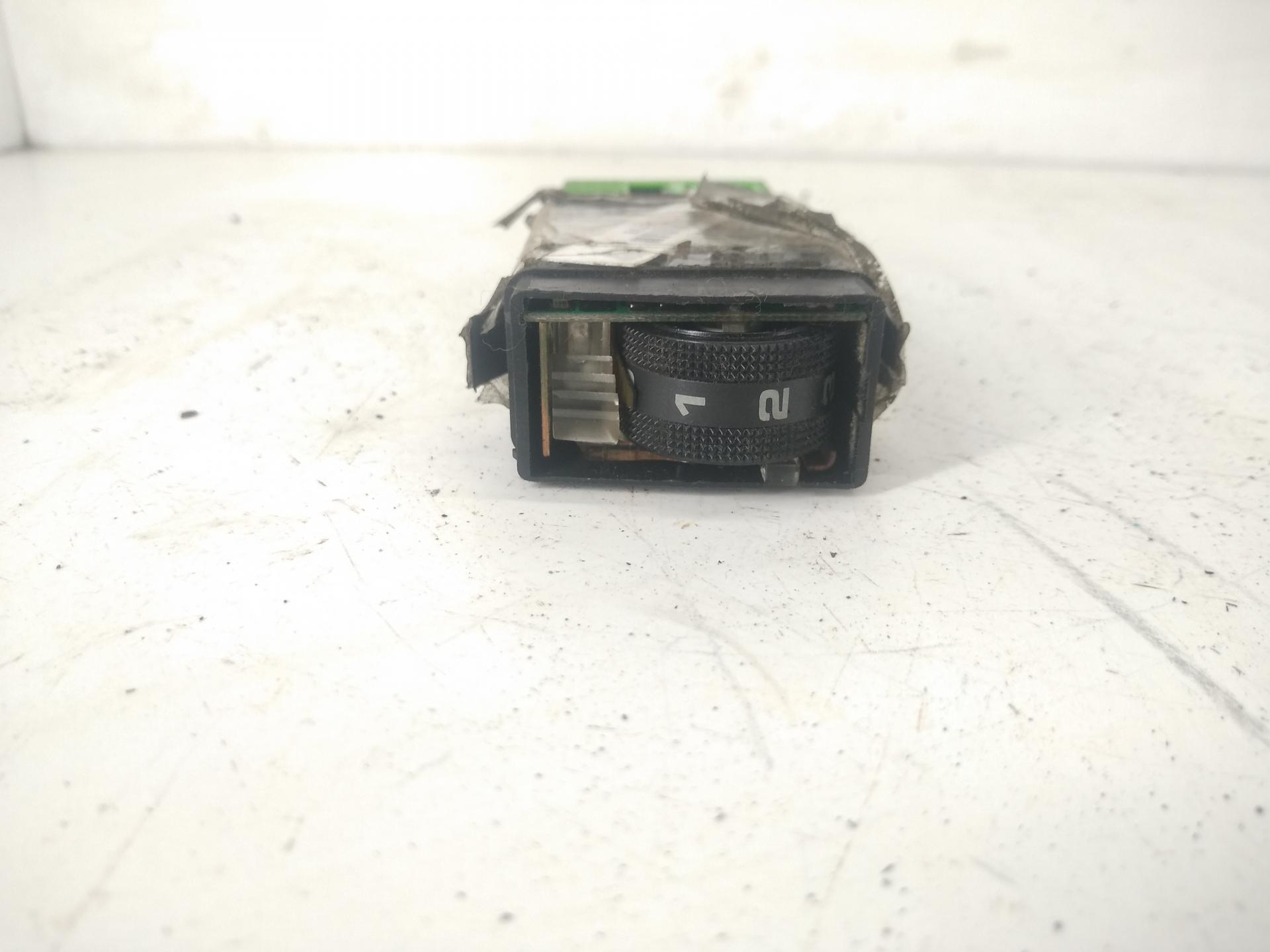 Кнопки управления прочие (включатель)