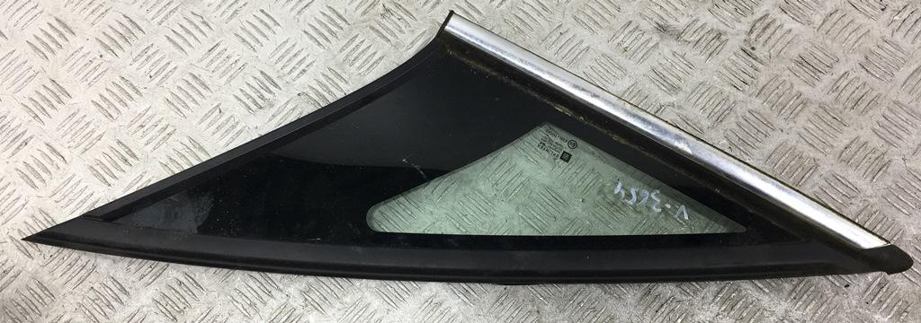 Стекло кузовное боковое заднее правое