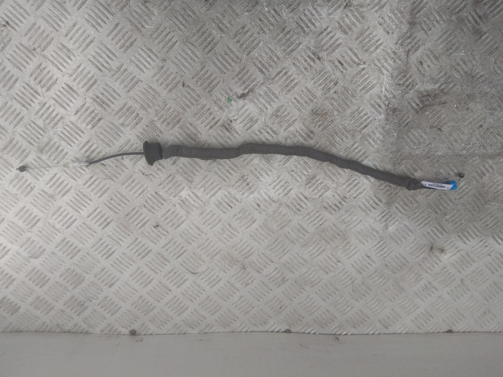 Трос двери передней