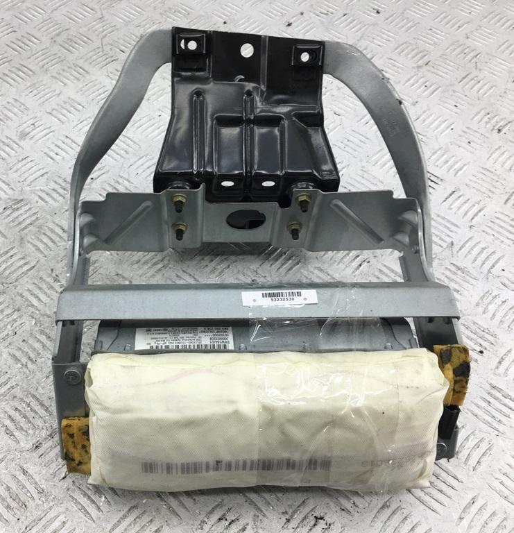 Подушка безопасности (Airbag) пассажира