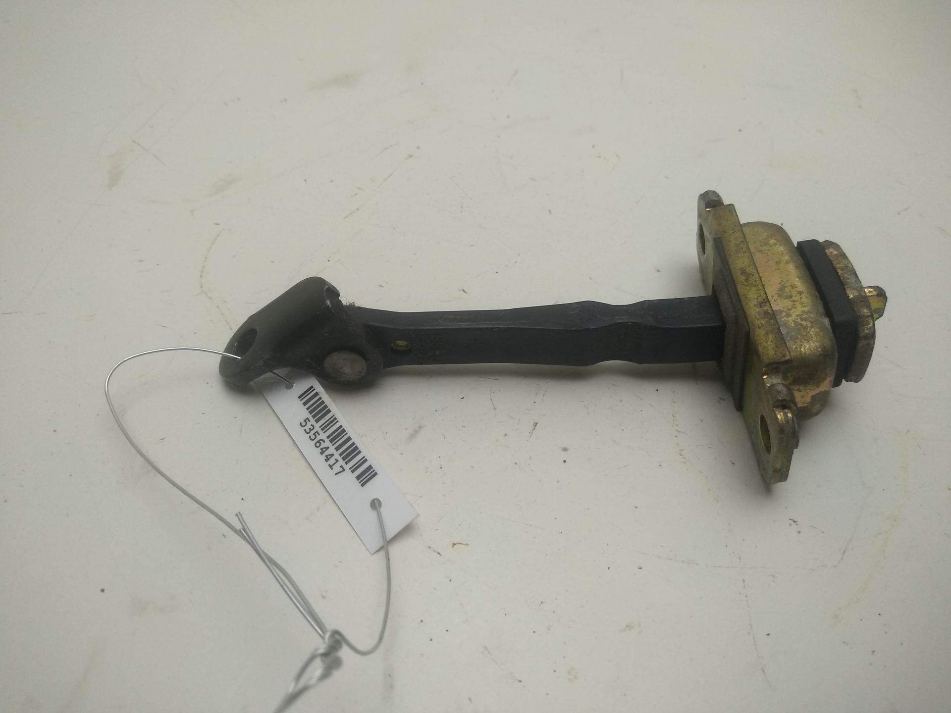Ограничитель открывания двери задней