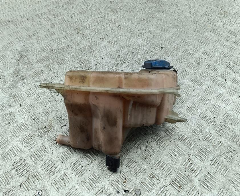 Бачок расширительный