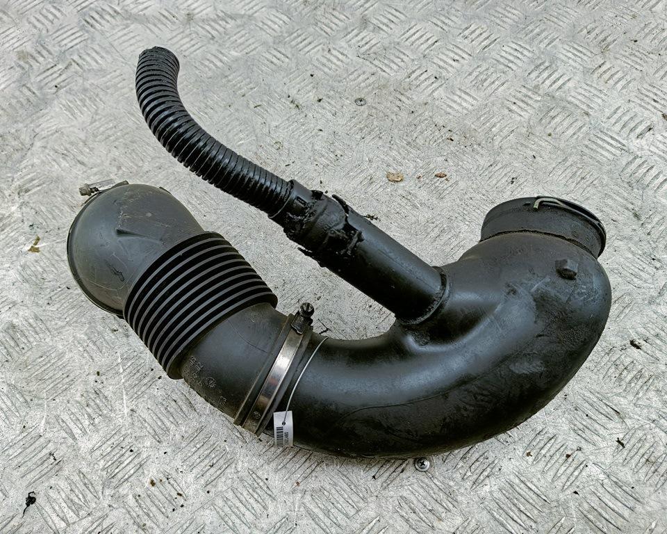 Патрубок