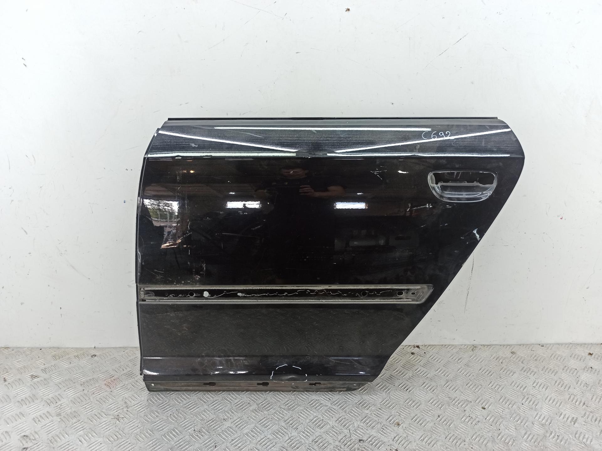 Дверь боковая задняя левая
