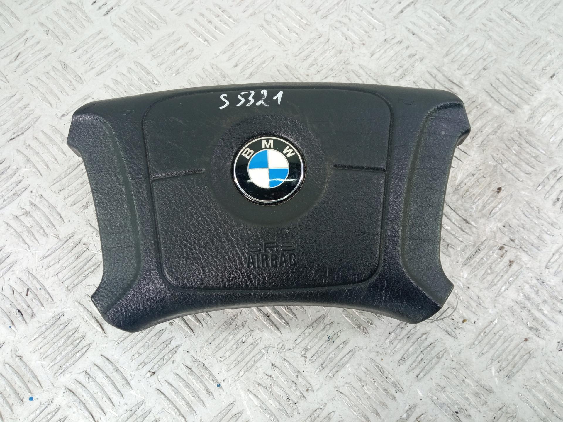 Подушка безопасности (Airbag) водителя