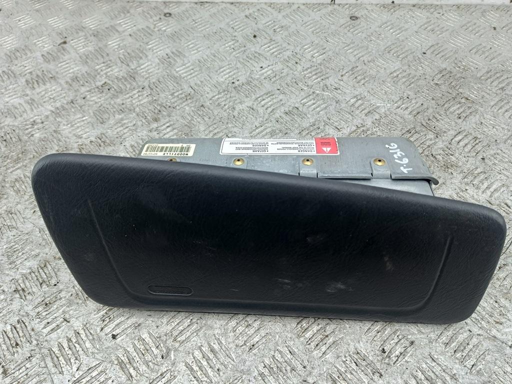 Подушка безопасности (Airbag) пассажира
