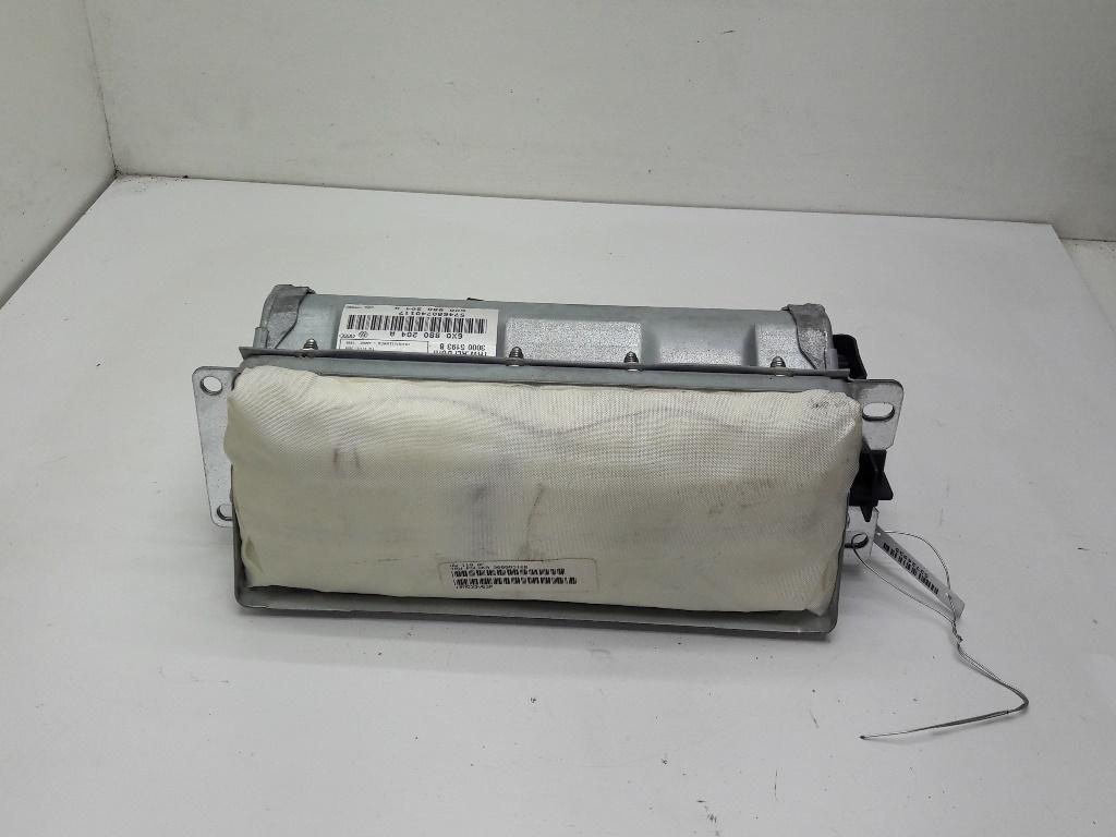 Подушка безопасности (Airbag) пассажира