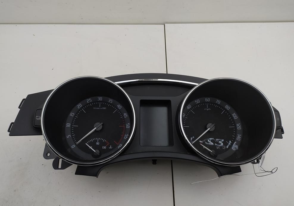 Щиток приборный (панель приборов)