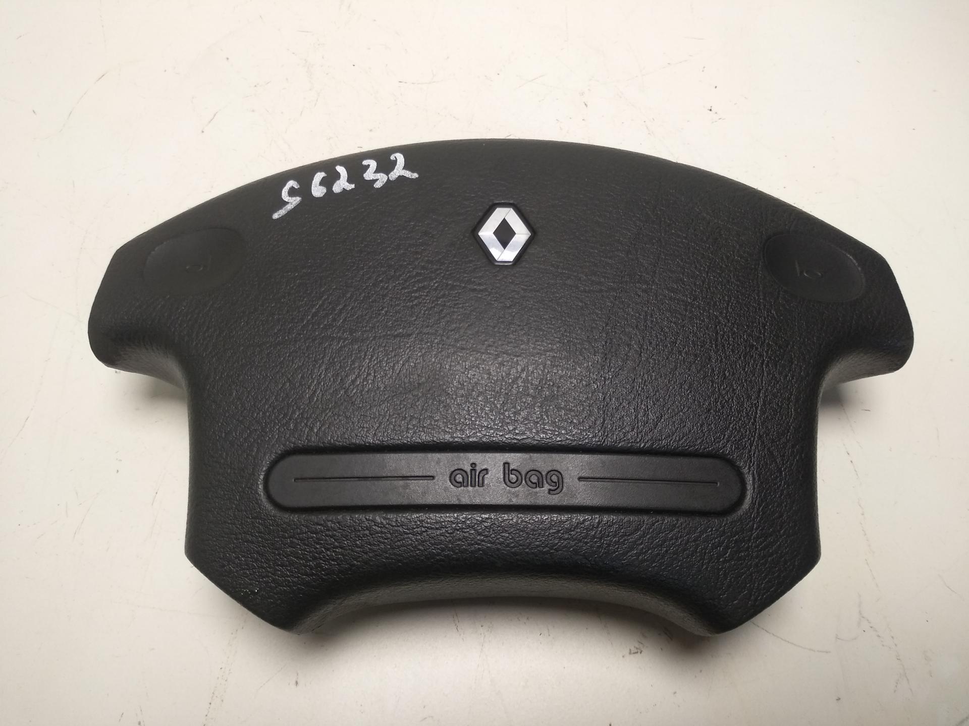 Подушка безопасности (Airbag) водителя