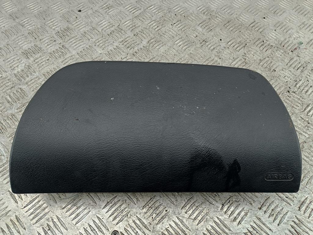 Подушка безопасности (Airbag) пассажира