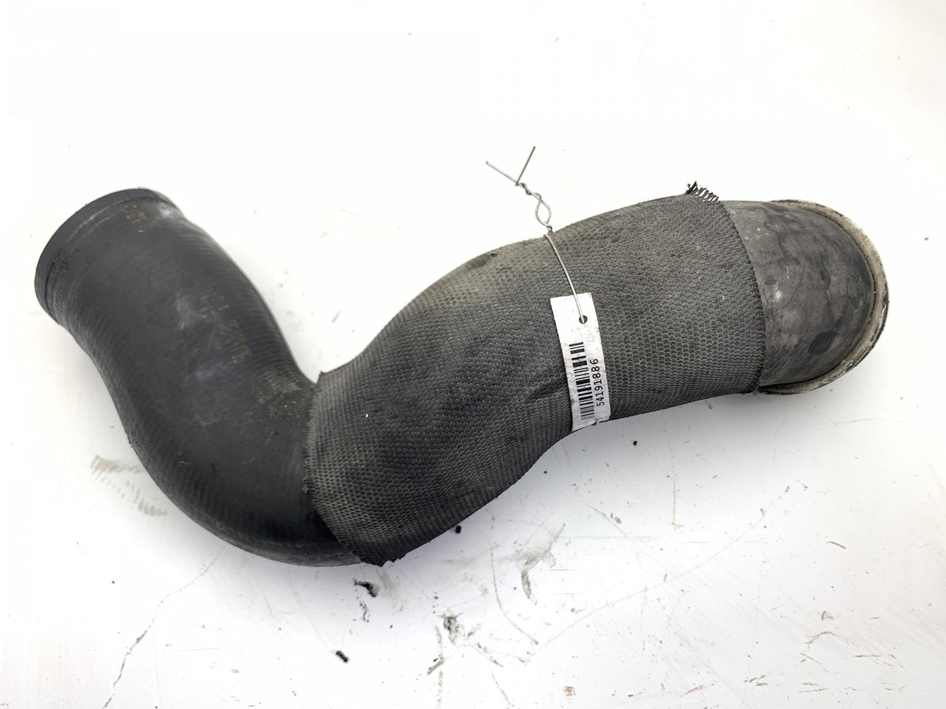 Патрубок интеркулера