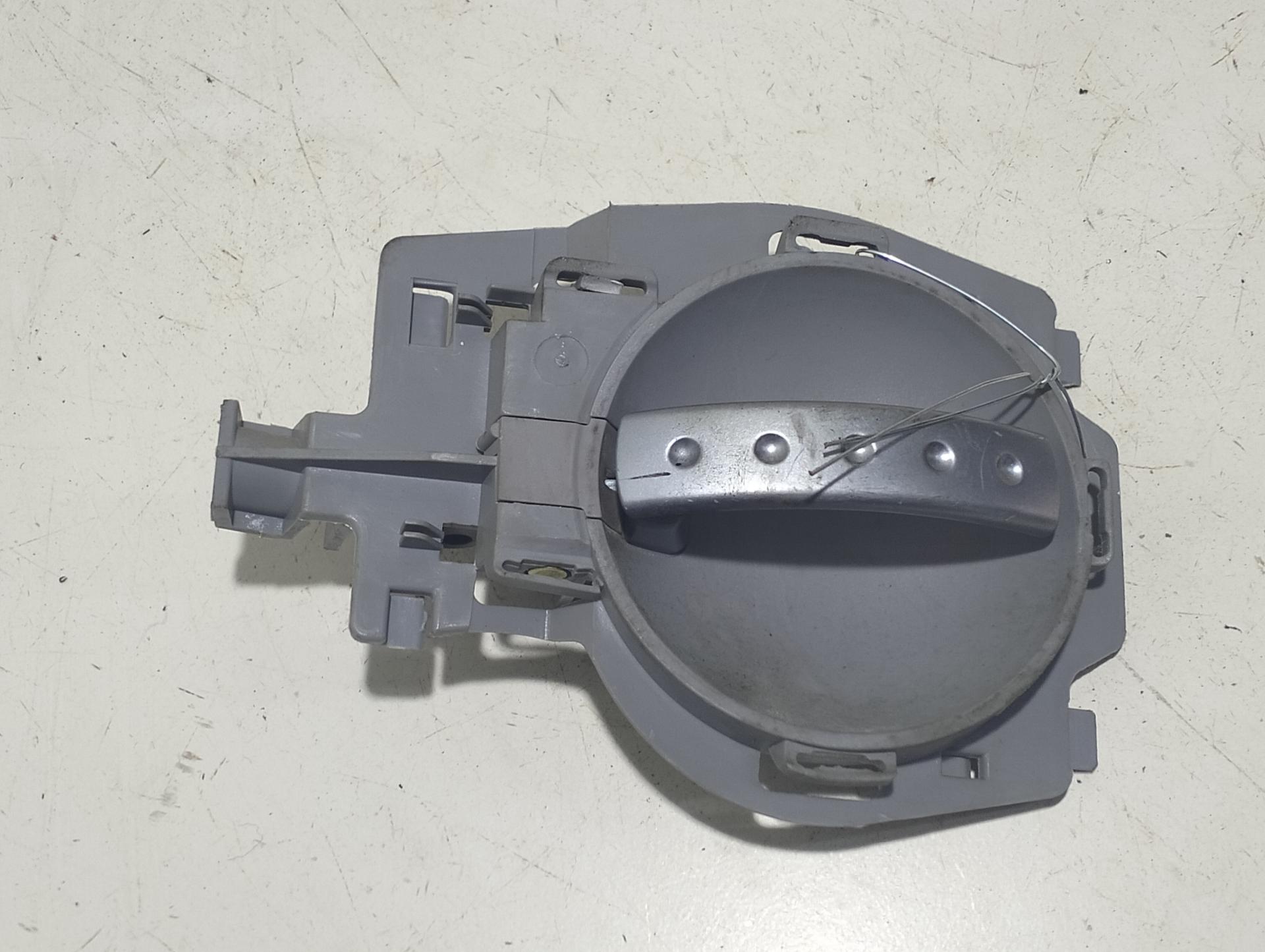 Ручка двери внутренняя задняя левая