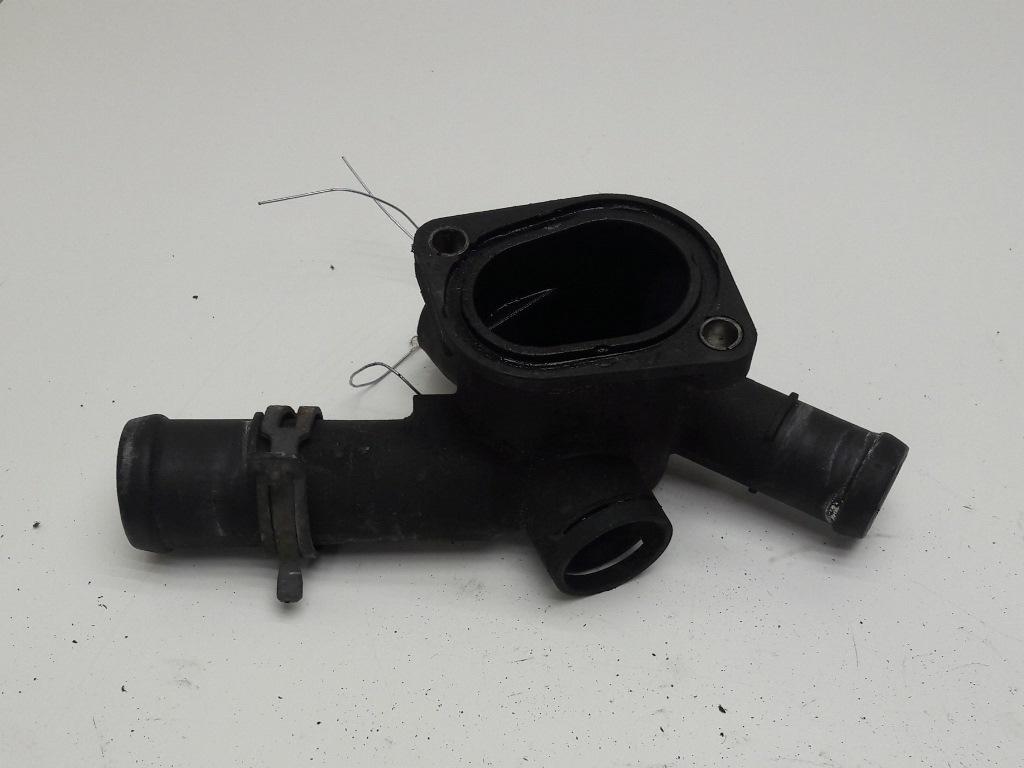 Фланец (тройник) системы охлаждения