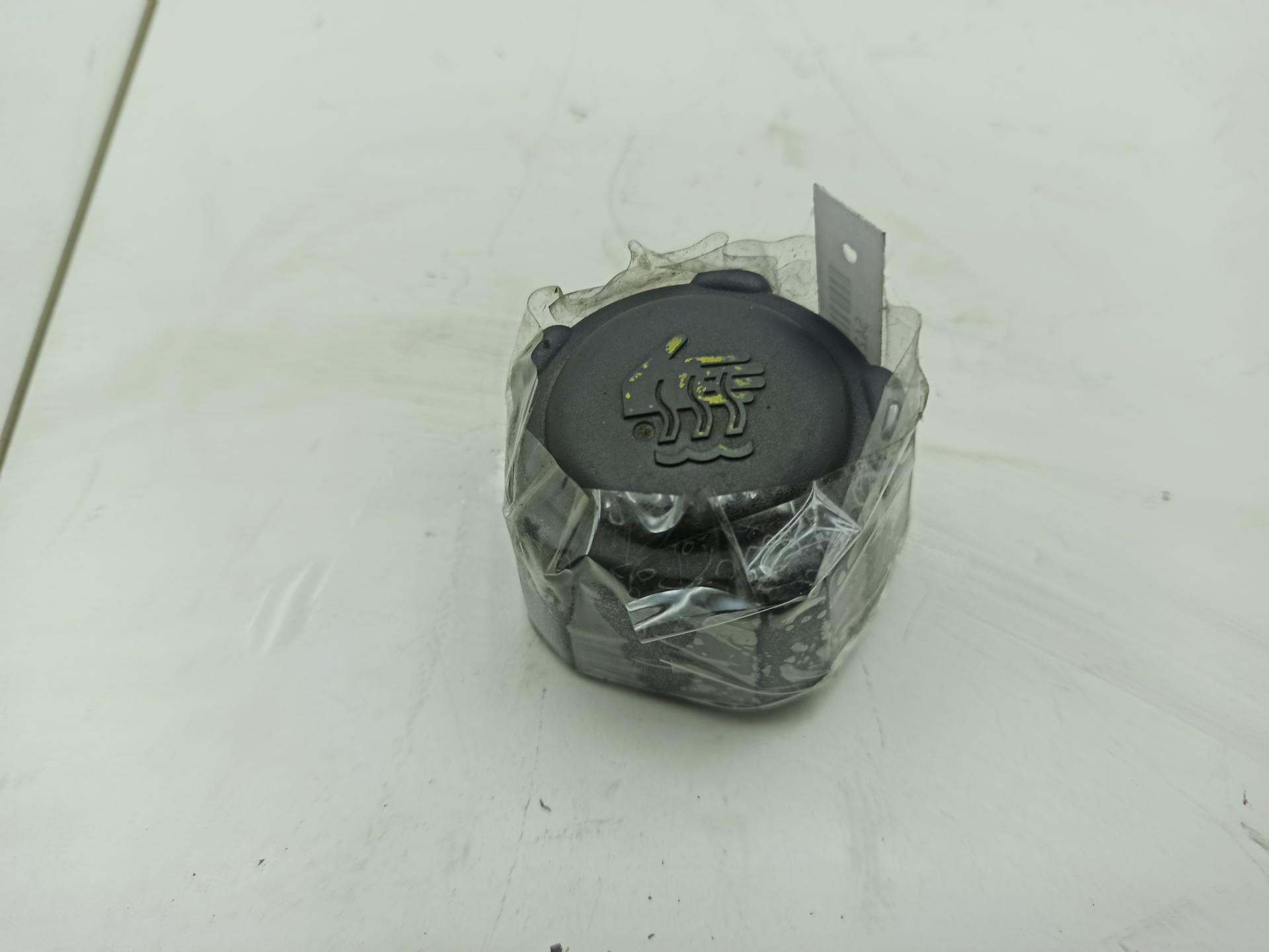Пробка расширительного бачка
