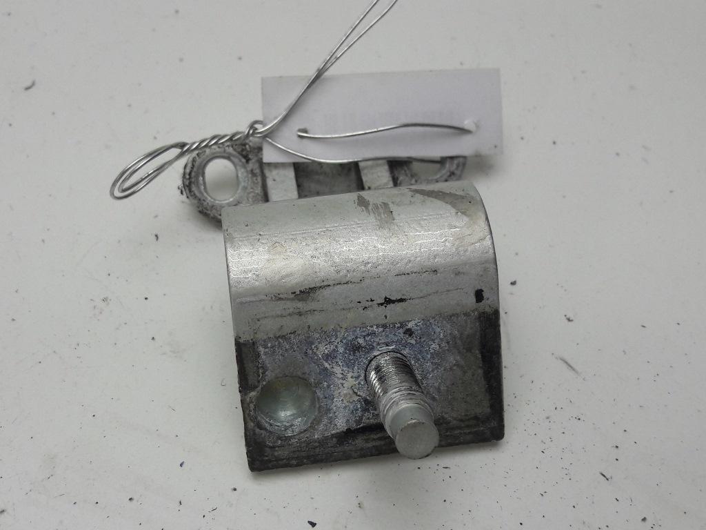 Петля крышки (двери) багажника
