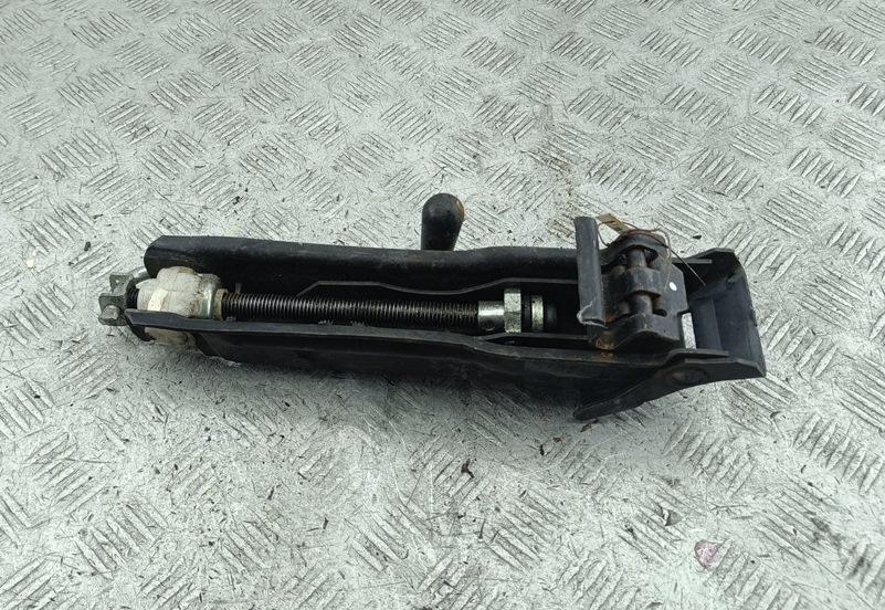 Домкрат