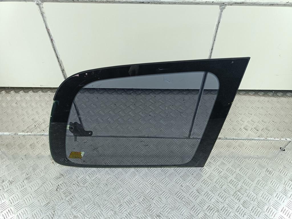 Стекло кузовное боковое заднее правое