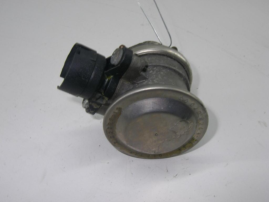 Клапан EGR (рециркуляции выхлопных газов)