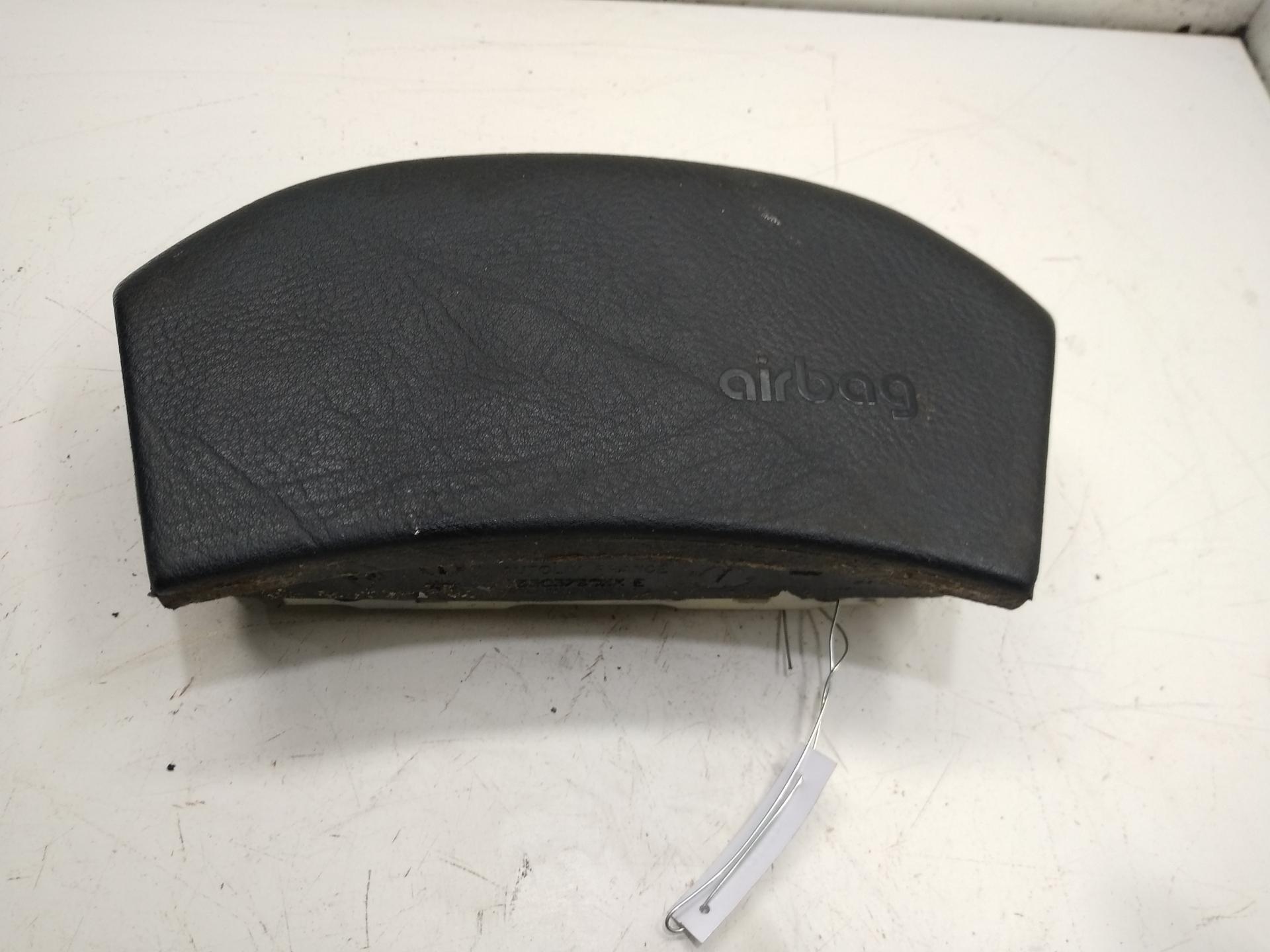 Подушка безопасности (Airbag) водителя