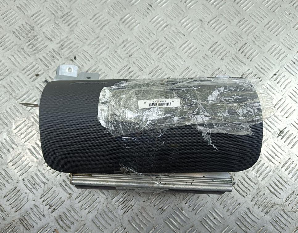 Подушка безопасности (Airbag) пассажира