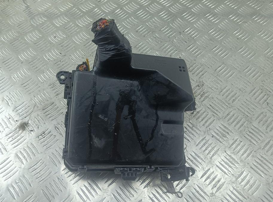 Блок предохранителей