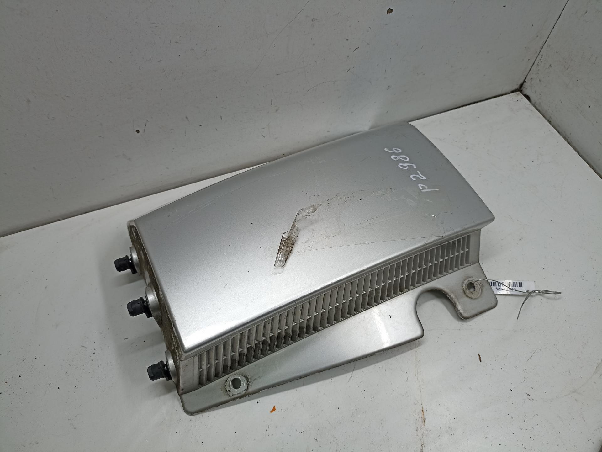 Ус под фонарь (накладка) правый