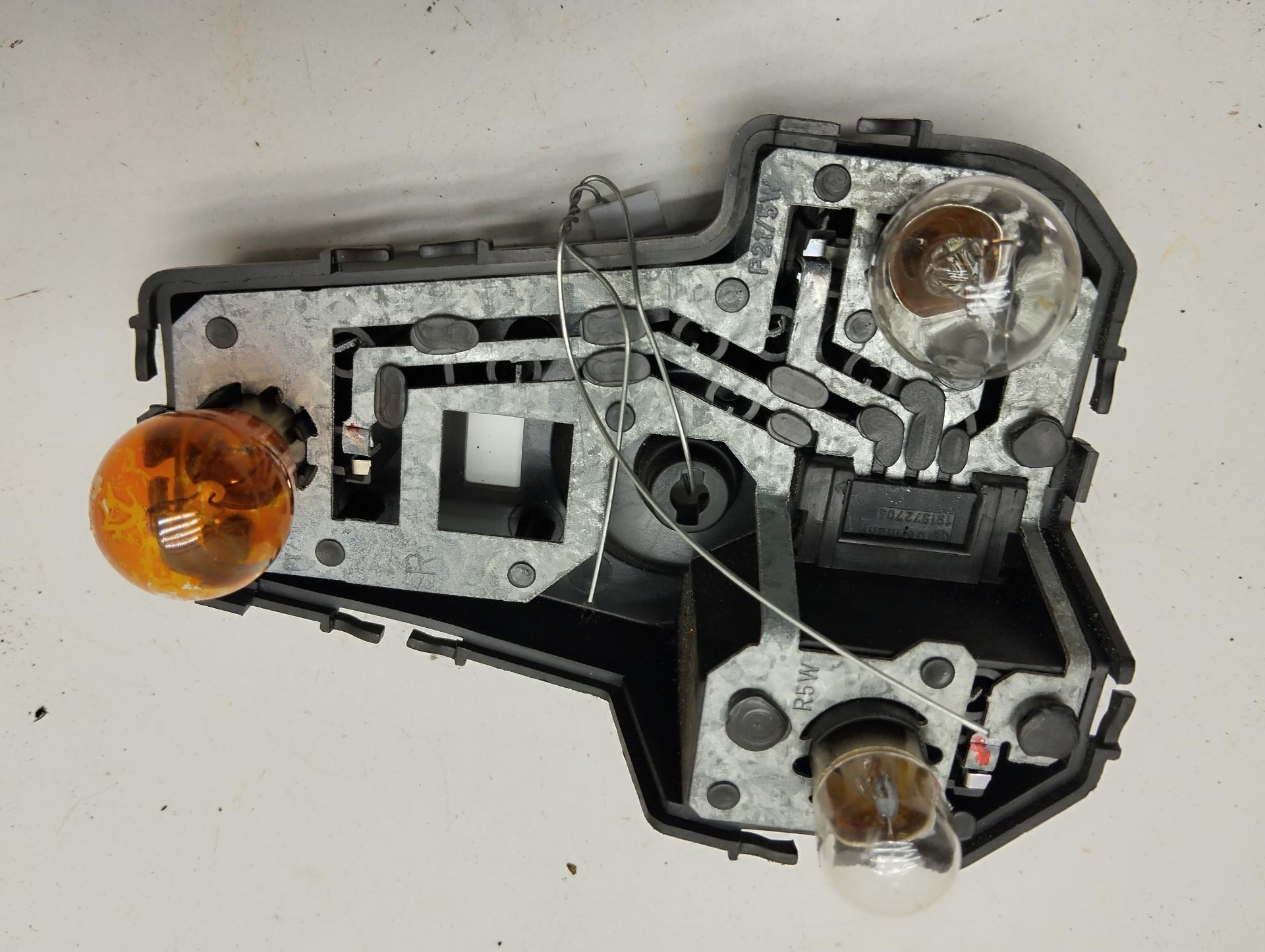 Плата фонаря заднего правого