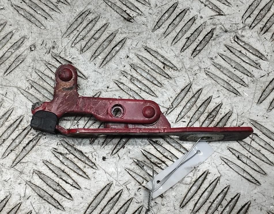 Петля капота левая