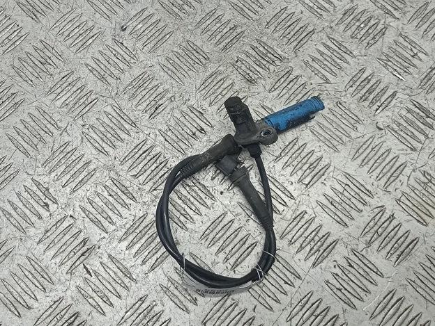 Датчик ABS передний
