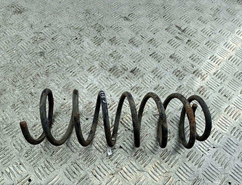 Пружина подвески задняя