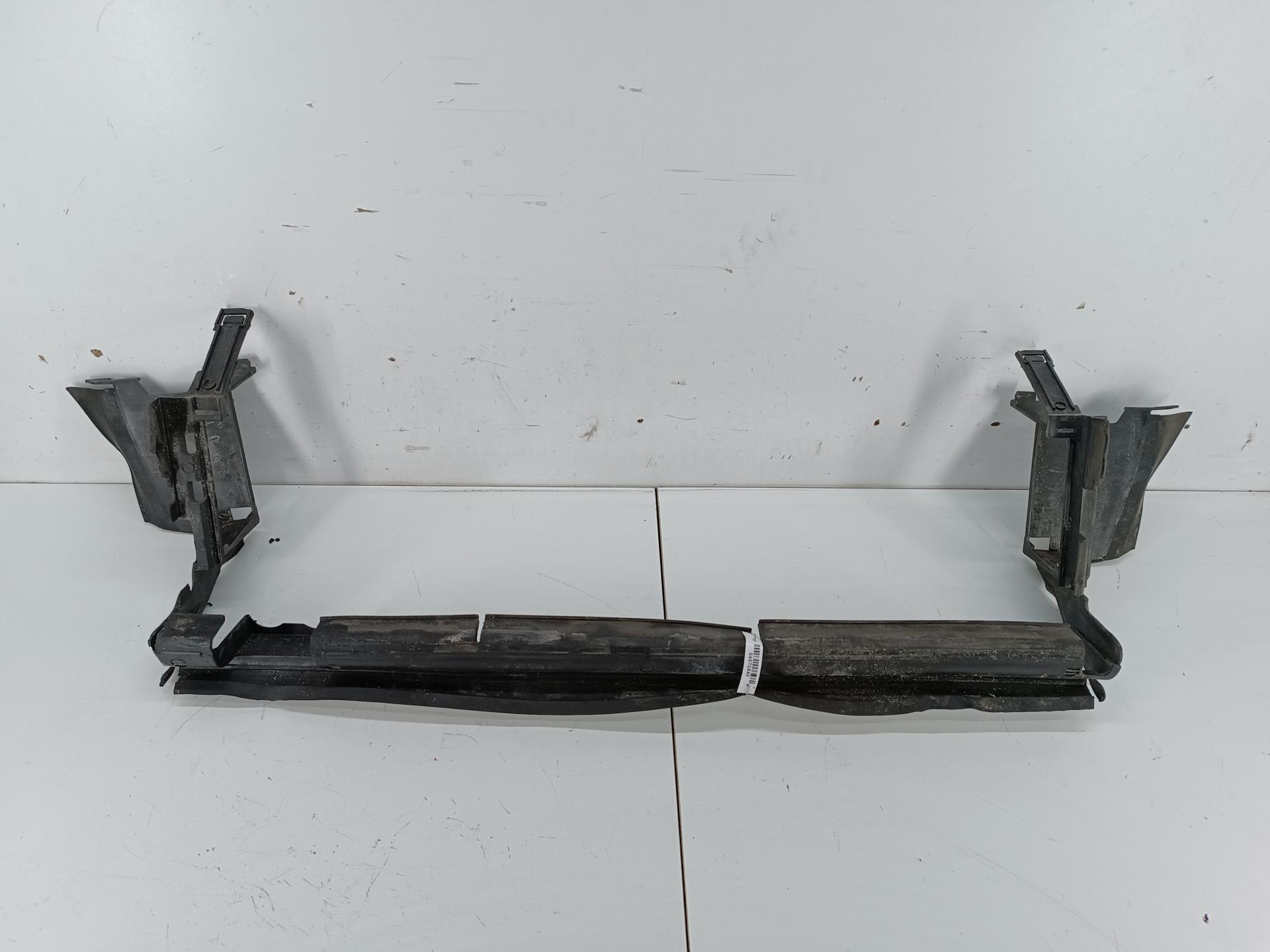 Диффузор (кожух) вентилятора радиатора