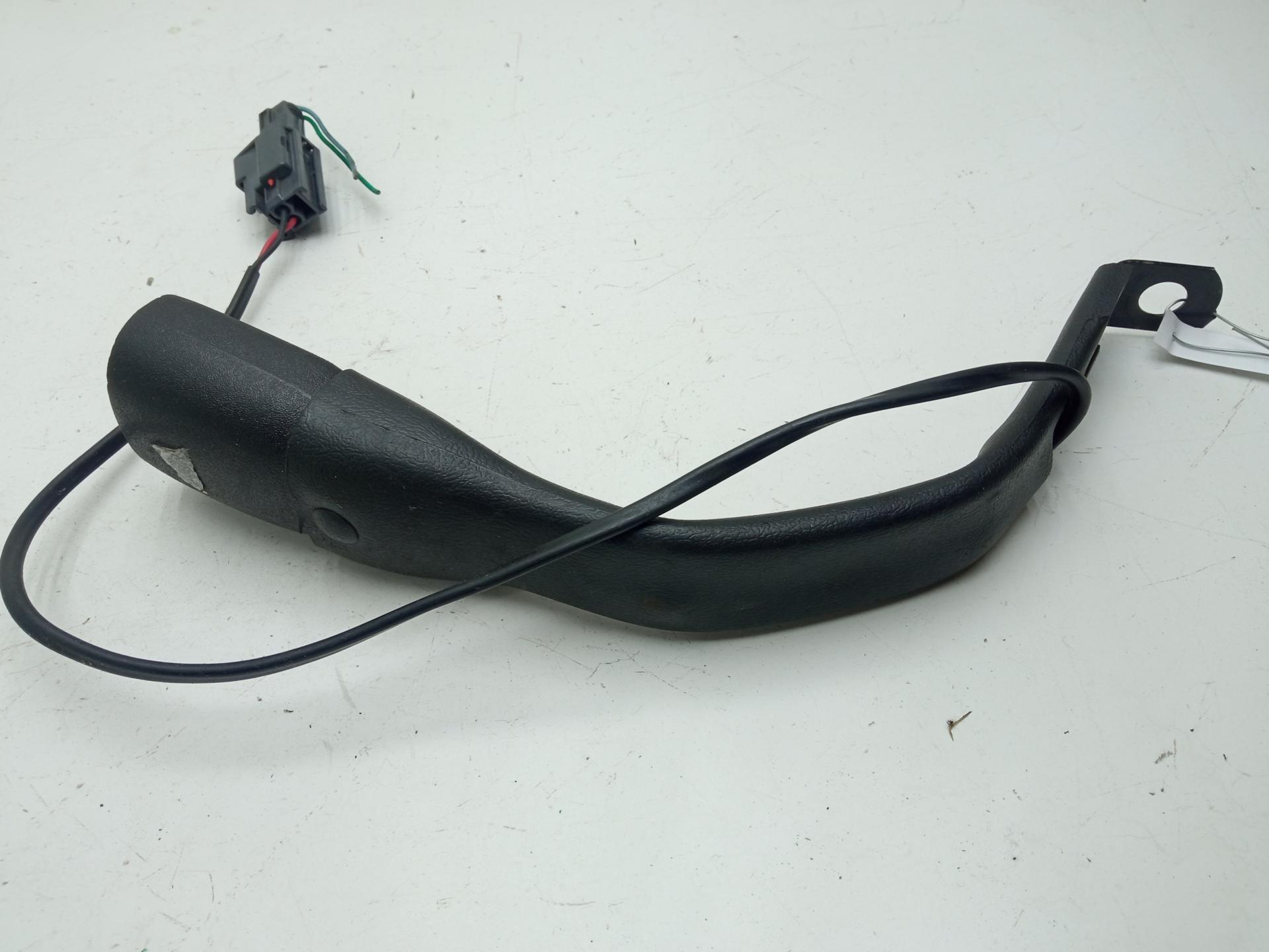 Замок ремня безопасности передний