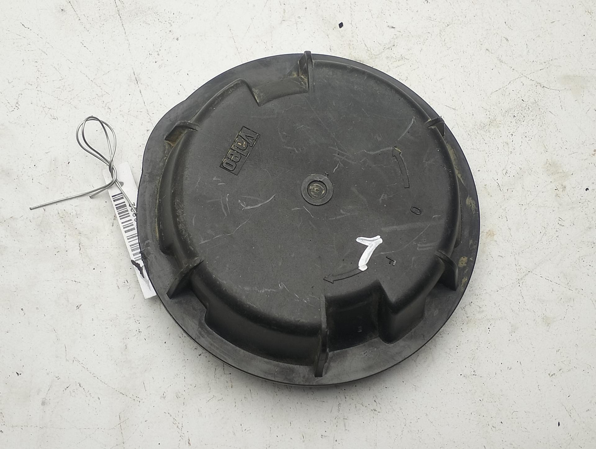 Крышка (заглушка) задняя фары левой