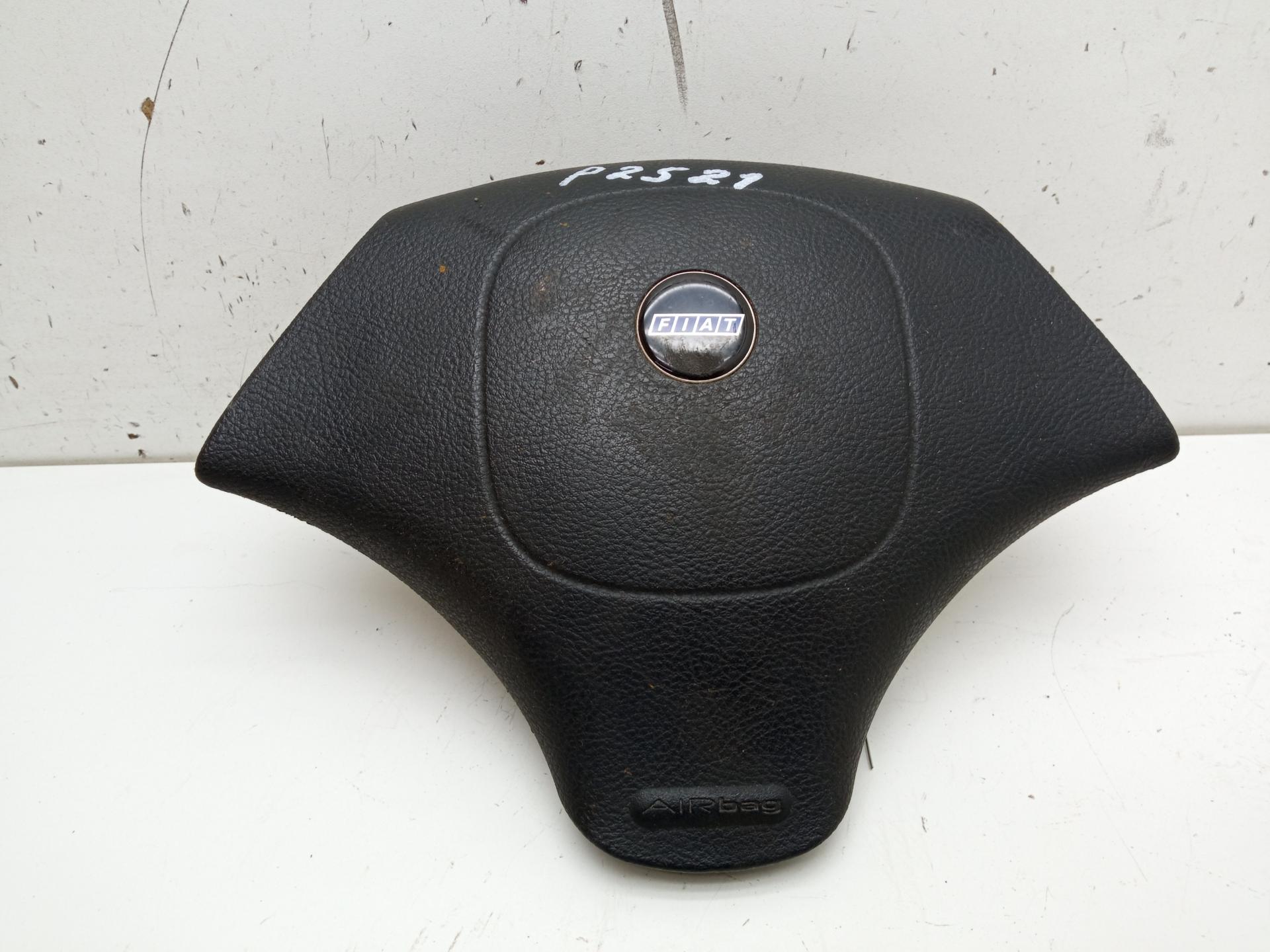 Подушка безопасности (Airbag) водителя
