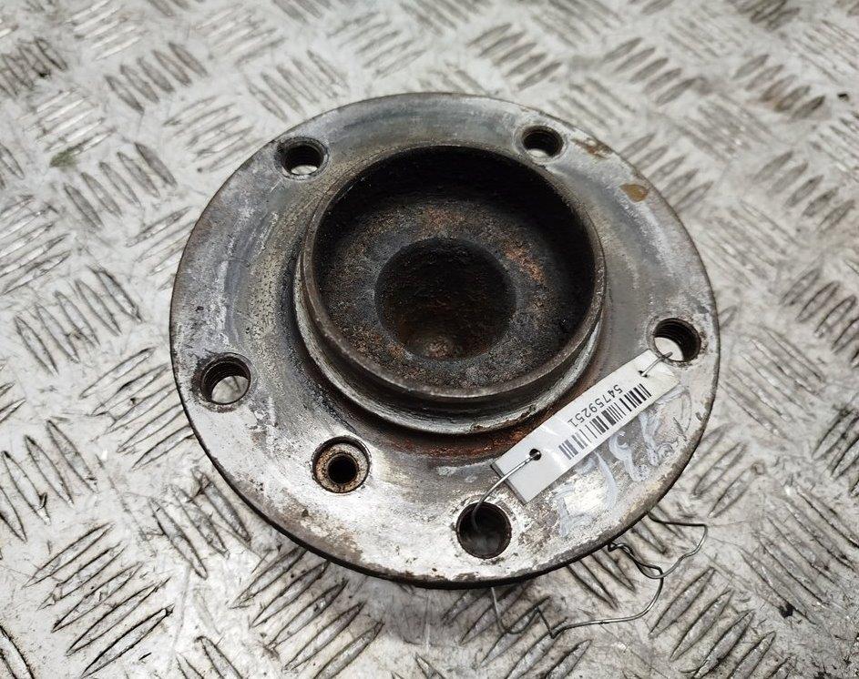 Ступица передняя правая