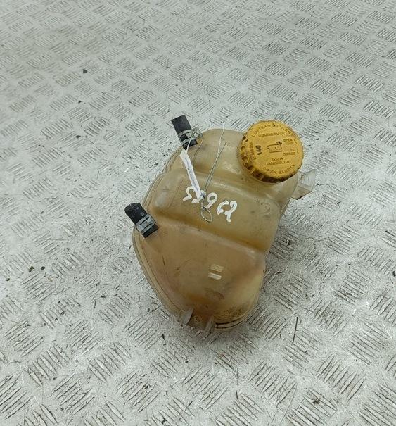 Бачок расширительный