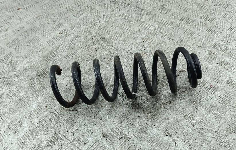 Пружина подвески задняя