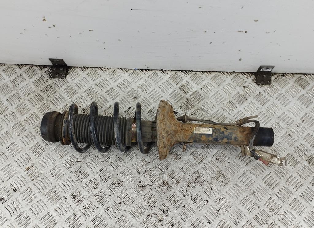 Стойка подвески передняя левая