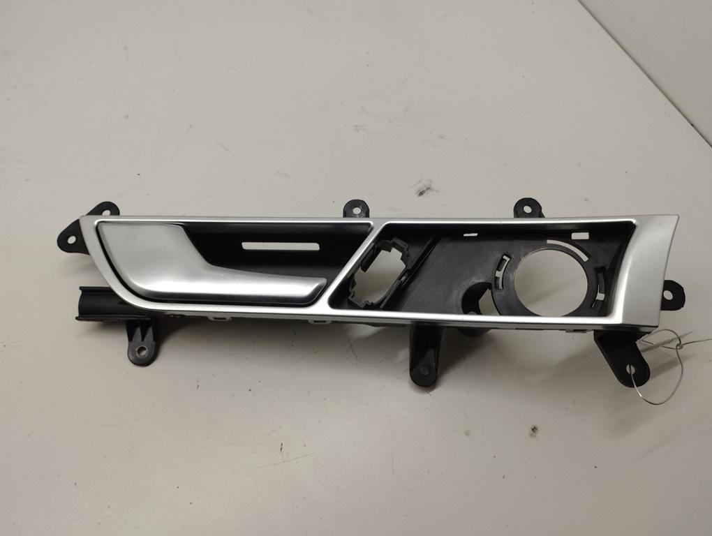 Ручка двери внутренняя передняя левая