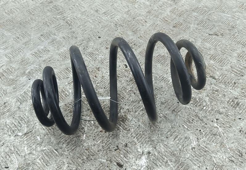 Пружина подвески задняя