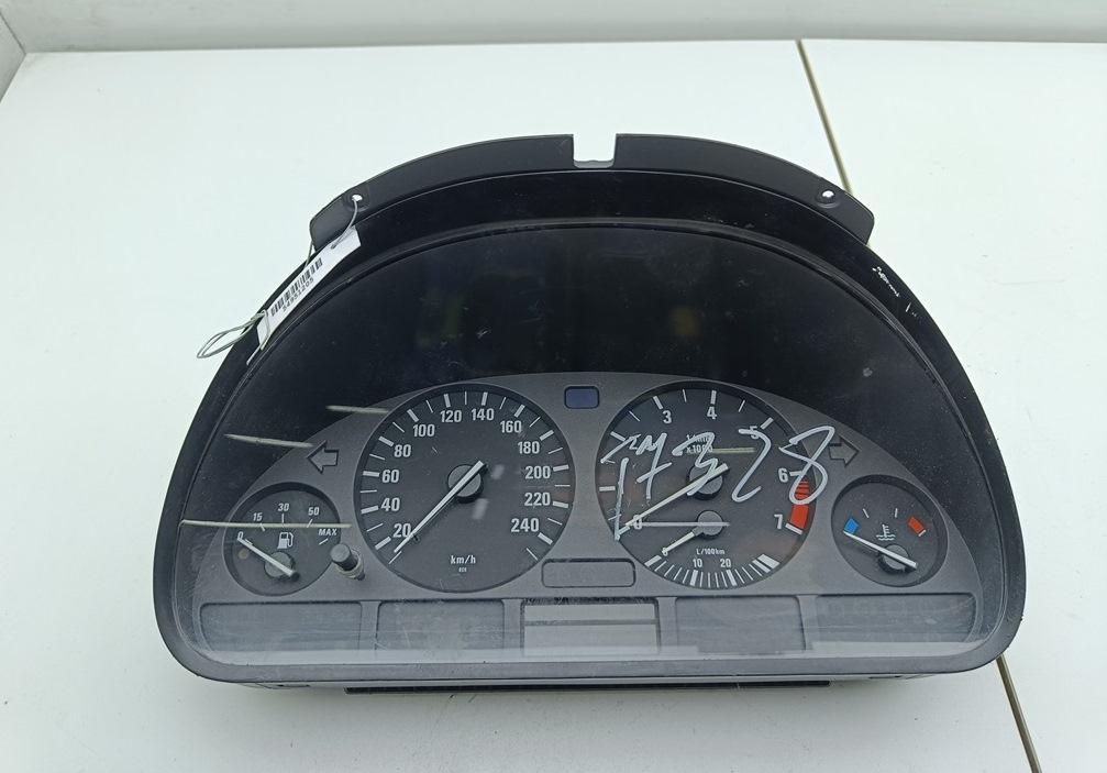 Щиток приборный (панель приборов)