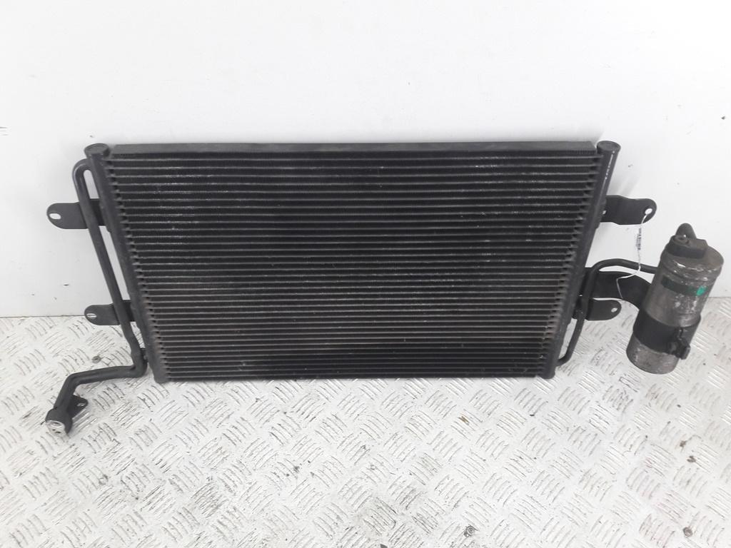 Радиатор охлаждения (конд.)