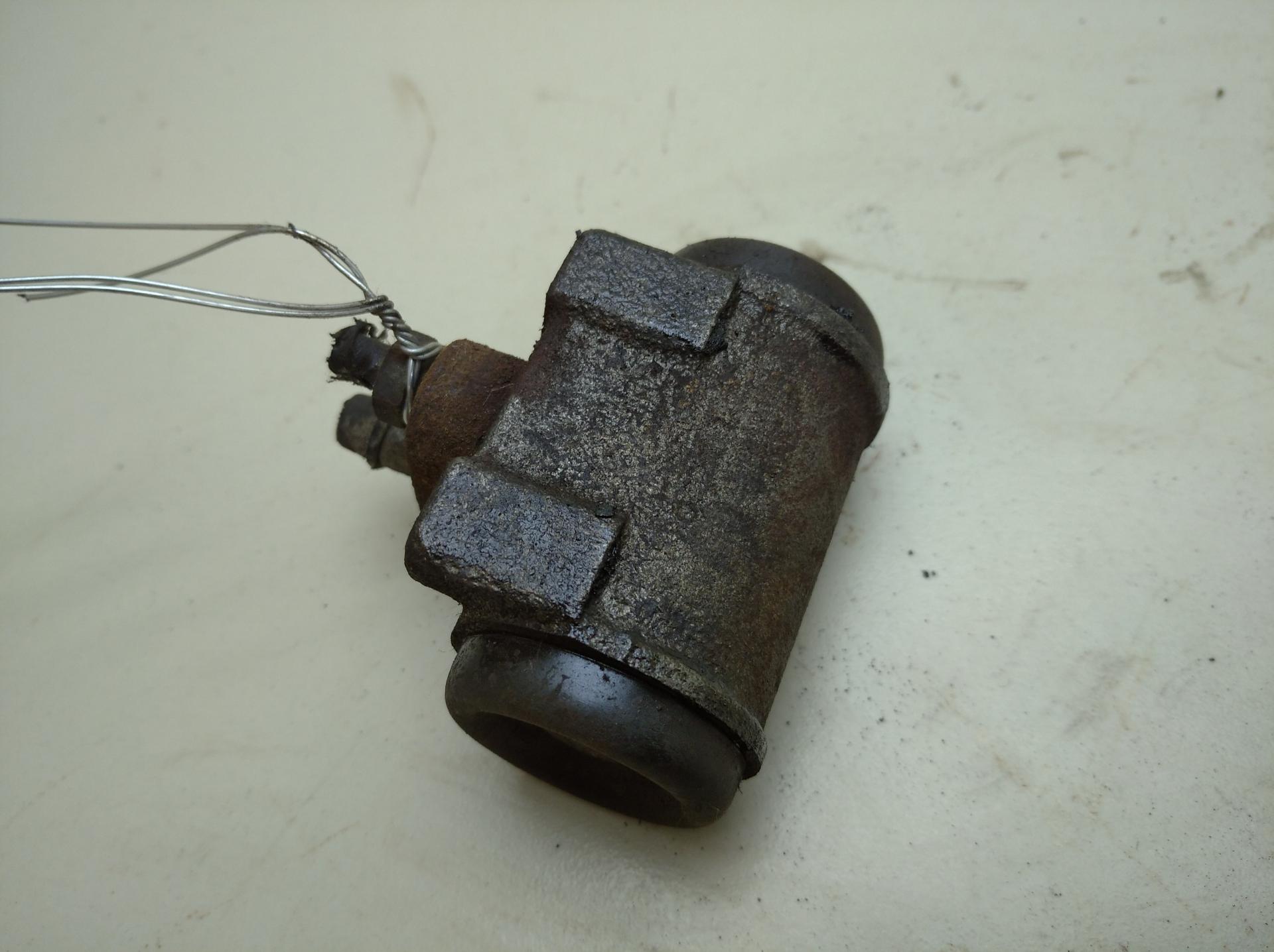 Цилиндр тормозной рабочий