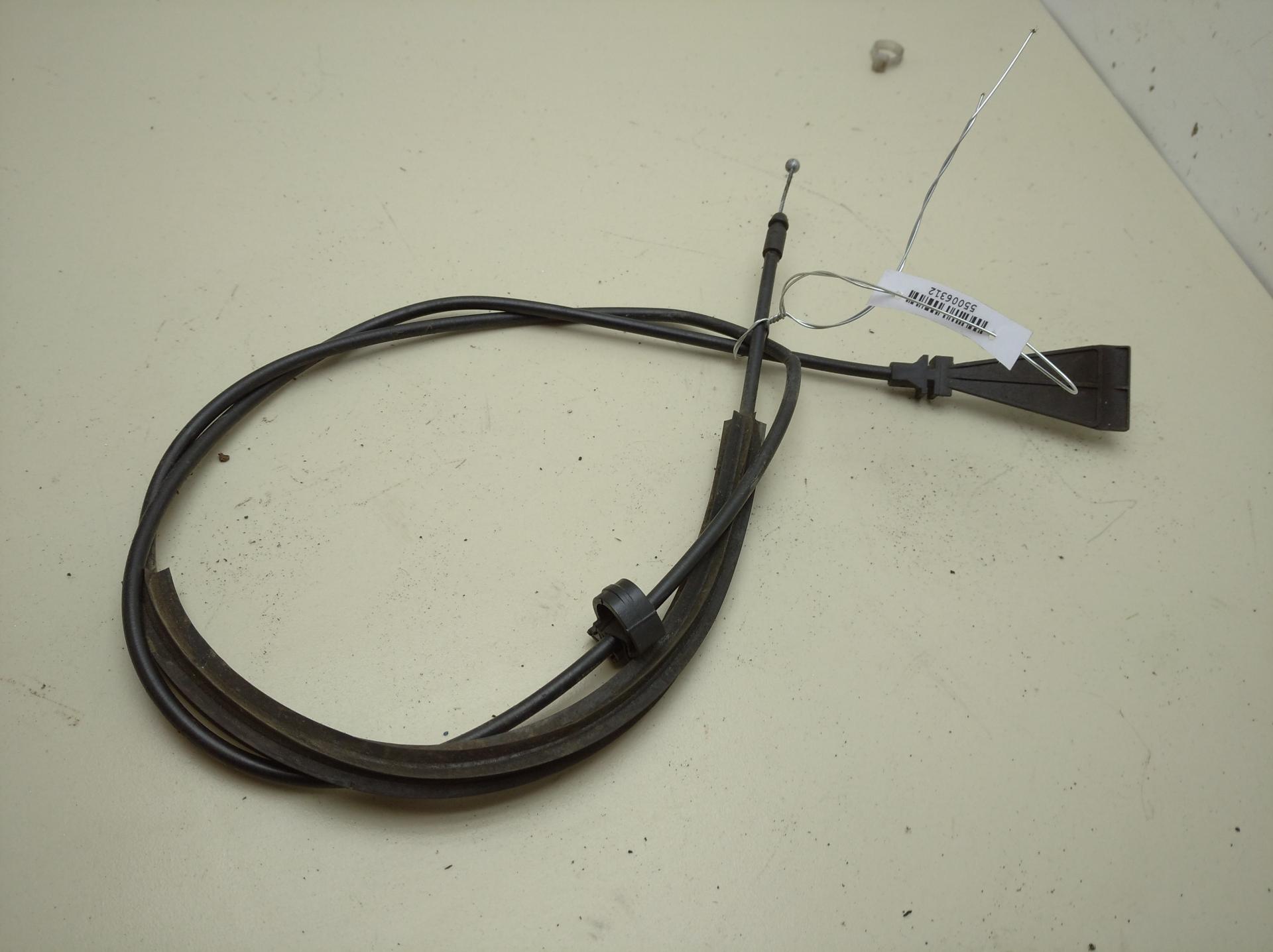 Трос двери задней