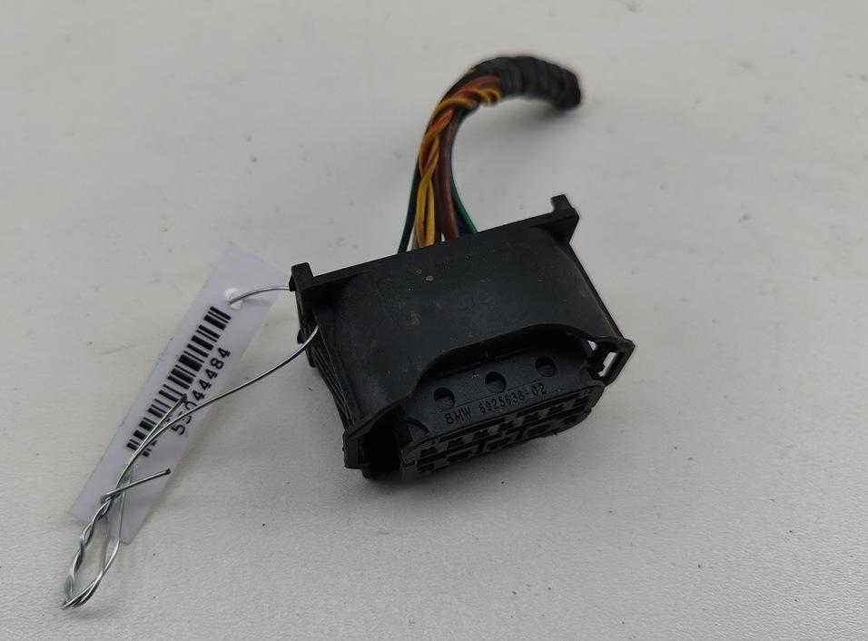 Разъем (фишка) проводки