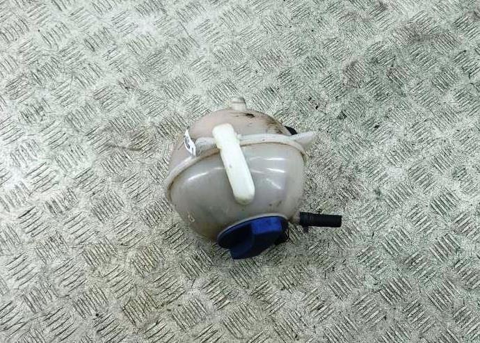 Бачок расширительный